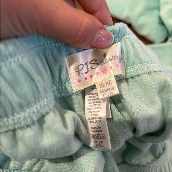 NWT P.J. Salvage Blue Peace and Heart Pajama Set - Picture 3 of 9